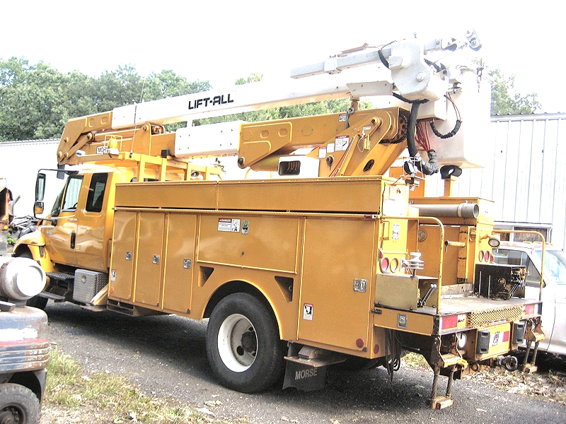2005 INTERNATIONAL 4300 2005 INTERNATIONAL 4300